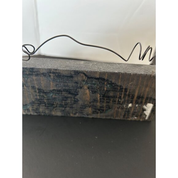 Wooden Snowman Sign With Wire Hanger & "Friends Are Forever" Message Christmas - Picture 3 of 7